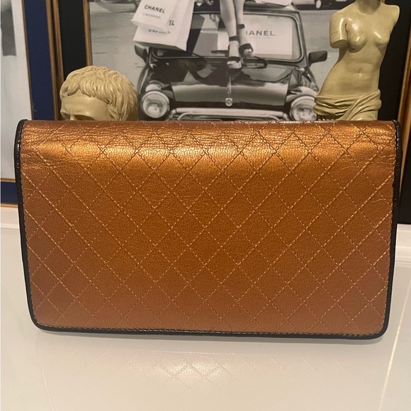 Authentic Chanel Metallic Gold Quilted Leather Flap Wallet with certificate card - Picture 8 of 17